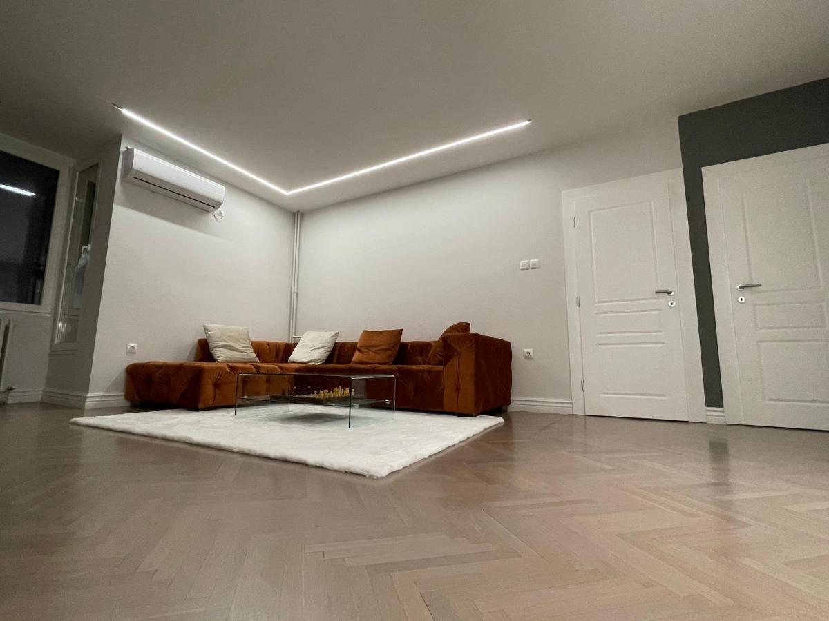 The Alchemist Luxury Apartment Skopje Exteriör bild