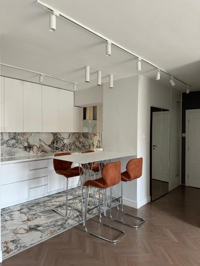 The Alchemist Luxury Apartment Skopje Exteriör bild